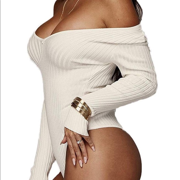 Deep V Neck Long Sleeve Bodysuit Stretchy - Picture 2 of 3